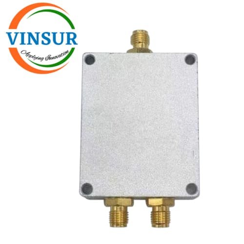 RF Power Divider (2-Way 0.35-6GHz SMA Female) RF Power Divider (2-Way 0.35-6GHz SMA Female) - Image 1